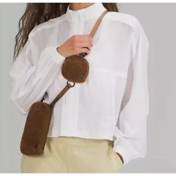 NWOT Lululemon Modular Phone Crossbody Bag Sherpa Fleece Burnt Caramel EUC - Picture 2 of 16